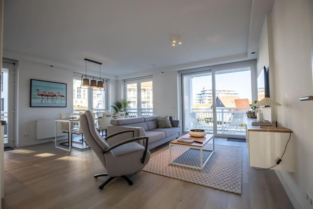 Home Away, Light And Bright 카잔바드 외부 사진